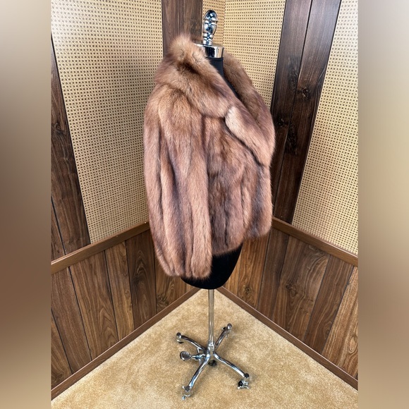BEAUTIFUL VINTAGE NATURAL RUSSIAN SABLE FUR COAT JACKET BOLERO SMALL 4 - 6 - Picture 3 of 10